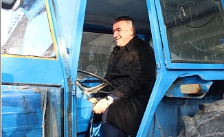 CHP’li Vekil, Aracını Saadet'li Belediyeye Tahsis Etti!