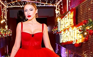 Hadise, konser kıyafetini eleştirenlere sert çıktı: Edepsizlik sizin kafanızda!