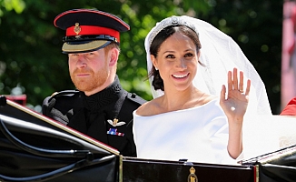 Prens Harry ve Eşi Meghan Markle Kraliyet Ailesinden Ayrıldı