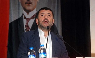 “İşsiz kalmış insanlara ‘evde kal’ demek; ‘evde aç kal, öl’ demektir”