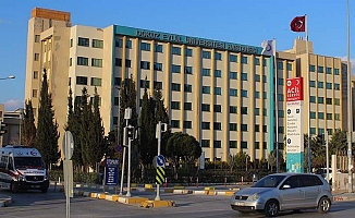 İzmir Büyükşehir Belediye Başkanı sağlıkçılara yurt tahsis etti! Eski AKP'li rektör reddetti