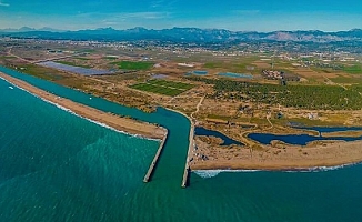 "Golf oynayacak halkın sahilinden başka yer bulunamadı mı?"