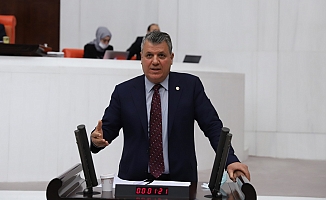 "Yandaşın çarkı dönüyor, yurttaşın ocağı sönüyor"