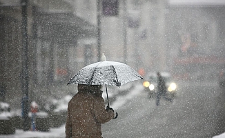 Meteoroloji'den Sağanak Ve Kuvvetli Rüzgar Uyarısı