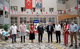 Seyhan, Kızılay’a “Can” verdi