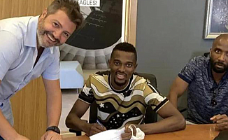 Beşiktaş, Mensah'ı Resmen Açıkladı!