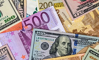 Günün Yarısına Gelmeden Dolar 7,77 Oldu