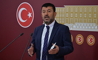 Ağbaba: Neden altın varaklı saraylardaki Erdoğan değil de asgari ücretliler sabrediyor?