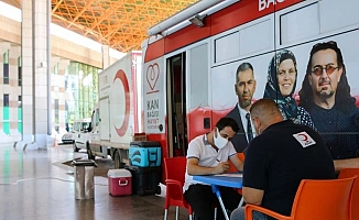 Kızılay yöneticilerine ‘güven’ cezası kesildi