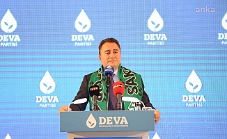 Babacan: "İstiklal Marşı'mızın girişinde söylendiği gibi 'Korkma' diyoruz 'Korkma Türkiye' diyoruz"