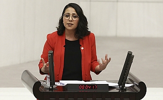 CHP'li Kadıgil: Kadının neyi yanlış yaptığını sorguluyorsanız, bu bir kadın cinayetidir