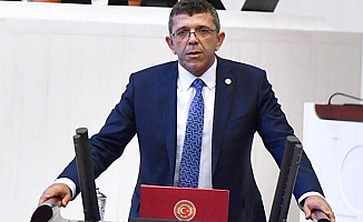 İYİ Parti'li Öztürk: "İki yılda  200’ün üzerinde yerel ve bölgesel televizyon borçlar nedeniyle kapandı"