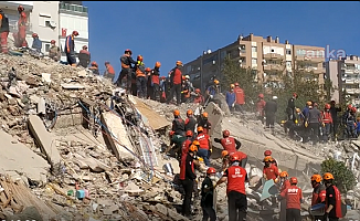 İzmir'deki Depremde Hayatını Kaybedenlerin Sayısı 85'e Yükseldi
