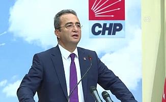 CHP'li Tezcan'dan Fahrettin Altun'a: "Haram paradan hayır hasenat olur mu?"