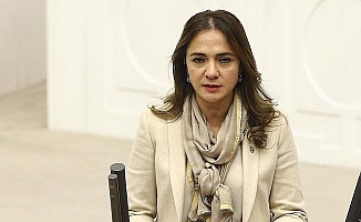 "Bu bütçe içi boş destek paketlerinin ardına saklanarak yurttaşlarımıza 'görkemli fakirlik' vadediyor"