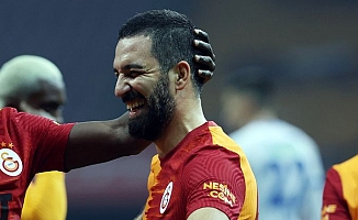 Arda Turan geri sayımda! Sözleşme için son 5 maç