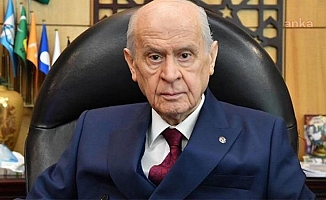 Bahçeli'den Kabe fotoğrafı tepkisi: Kabe’yi işgal eden teröristlerden farkı yok