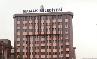 Belediye Başkanı'ndan, Tacize Uğrayan Kadın Meclis Üyesine: Siz de Biraz Giyiminize Dikkat Edin!