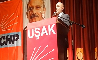 CHP'li 25 Vekilden Uşak Çıkartması; "Keçiören'deki Mütevazı Evden Saray'a Geçince Her Şeyi Unuttu!"