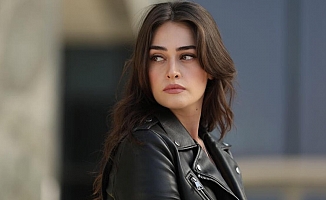 Esra Bilgiç, Orlando Bloom'la Hollywood projesinde rol alacak