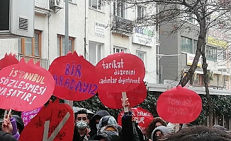 Ankara'da kadınlar, İstanbul Sözleşmesi'nin feshedilmesini protesto etti