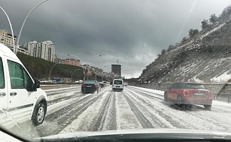 Ankara'yı dolu vurdu