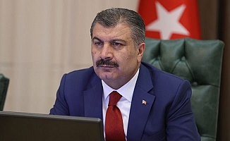 Bakan Koca: "700 bin doz daha Biontech aşısı geldi"