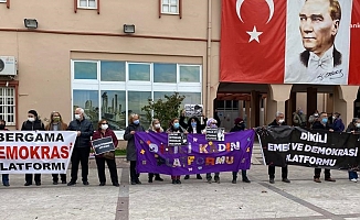 İzmir'de 8 kız öğrenciyi tacizden yargılanan öğretmene tahliye kararı çıktı