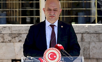 Kütahyalı çiftçi: "Bir aydır askıda olmasına rağmen hububat desteğini alamıyoruz"