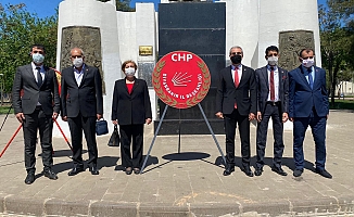 Diyarbakır Valiliği tören yapmayınca CHP Diyarbakır alternatif 23 Nisan töreni düzenledi
