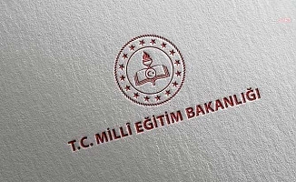 MEB'ten uzaktan eğitime ilişkin açıklama: 8 ve 12'nci sınıflar hariç tüm sınıflarda tam zamanlı uzaktan eğitime geçilecek