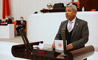 Orhan Sümer: “Öğretmenlerimizin üç kuruş ek ders ücretine kadar göz diken anlayışı kabul etmiyoruz”