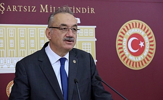 İYİ Partili Tatlıoğlu: "Siyasetin bu kadar vizyonsuz olduğu bir zaman görülmedi"