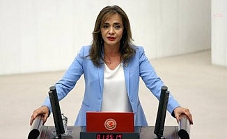CHP'li Akkuş İlgezdi: "Her 2 saatte 3 sağlık çalışanı şiddet görüyor"