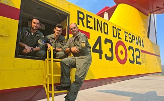 İspanya Büyükelçiliği; ''2 Uçağımız 260 Ton Su Attı''