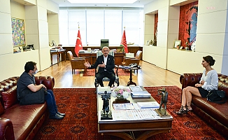 Kılıçdaroğlu, Rabia Naz'ın babası Şaban Vatan ve Avukat Burçin Şahan'dan bilgi aldı