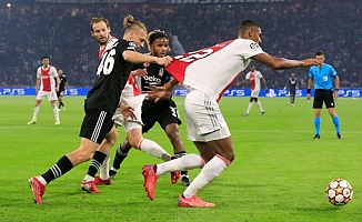 Beşiktaş, Ajax'a diş geçiremedi