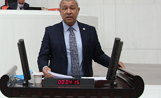 Orhan Sümer; “Velilerimizi, kayıt paraları ve servis ücretleri altında ezilir hale getirdiler!”