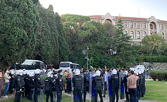 Boğaziçi Üniversitesi’nde 30 öğrenci gözaltına alındı