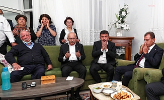 Kılıçdaroğlu, Malatya'ya giderek Ağbaba’ya taziyede bulundu