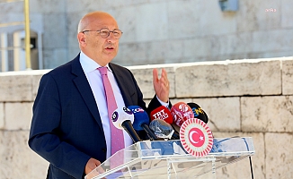 Çakırözer: Görev verilmeyen 8 büyükelçi yaş sınırını beklemeden emekliye ayrıldı