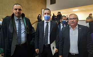 CHP’li Bülbül: Artık suç değil ifade özgürlüğü yargılanıyor, baromuzun yanındayız