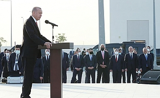 Erdoğan Katar'da konuştu: "Ülkelerimiz arasındaki iş birliğini daha da ilerletecek toplam 15 anlaşma imzaladık"