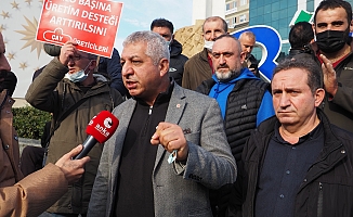 Mevsimlik ÇAYKUR işçileri kadro talebiyle eylem yaptı