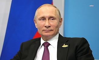 Putin, Ukrayna askerine seslendi: "Bu milliyetçilerin sizi kullanmasına izin vermeyin"