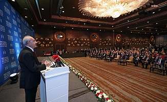 Kılıçdaroğlu: “Yerel yönetimler, bütün zorluklarına rağmen hizmet etme konusunda büyük sorumluluklar üstlenerek görev yapıyorlar"