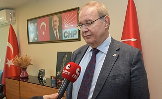 Faik Öztrak: "Erdoğan ve saraydaki şürekası gençlerin halinin hiç farkında değil”