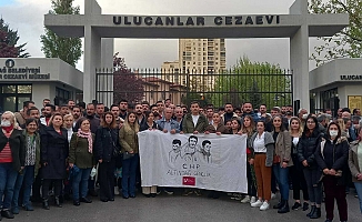 CHP, 'üç fidanı' Ulucanlar Cezaevi önünde andı