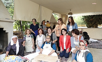 CHP’li Büyükşehir Belediye Başkanlarının eşleri Mersin’de buluştu