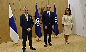 Hollanda, Norveç, Danimarka ve Romanya Dışişleri Bakanlıkları; İsveç ve Finlandiya'nın NATO üyeliğine ilişkin sürecin ülkelerinde başlatılması için çağrı yaptı